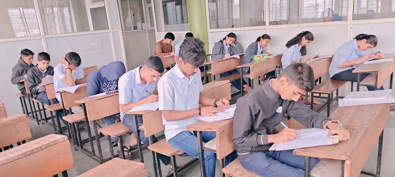 /Gallery/Student Images-Videos/Student Class Images slash videos/cover.jpeg